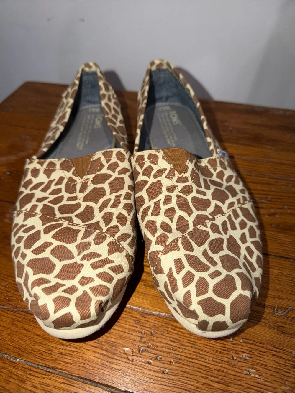 Toms Women’s Brown and Cream Giraffe-Print Espadrilles
